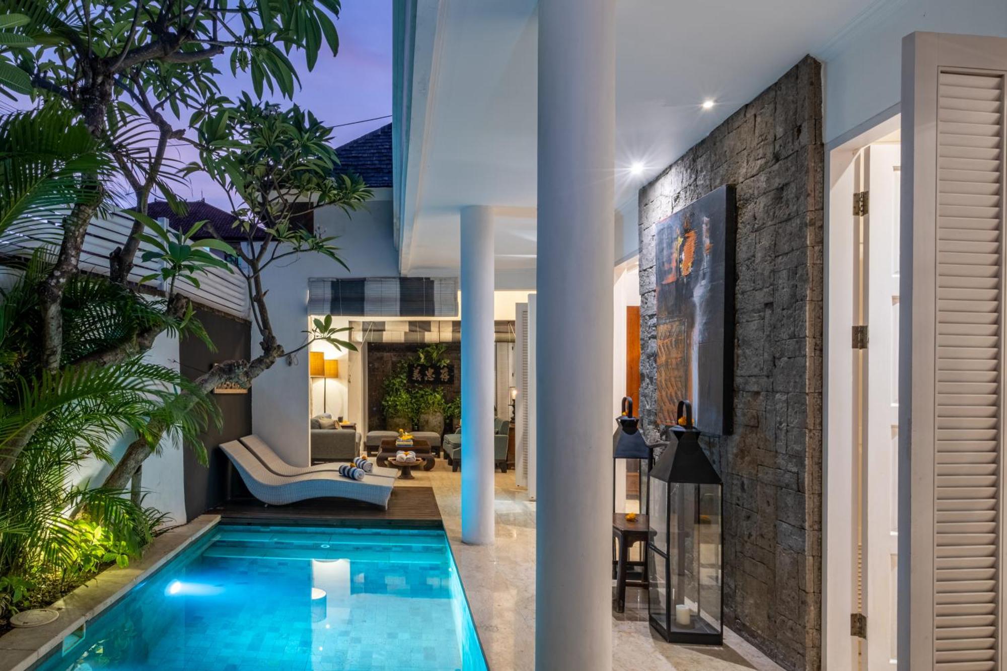 Mosan House - Unique Art-Filled Gem In Perfect Location A Short Walk From The Beach Or Seminyak Square Including Ac Office For Remote Working ภายนอก รูปภาพ