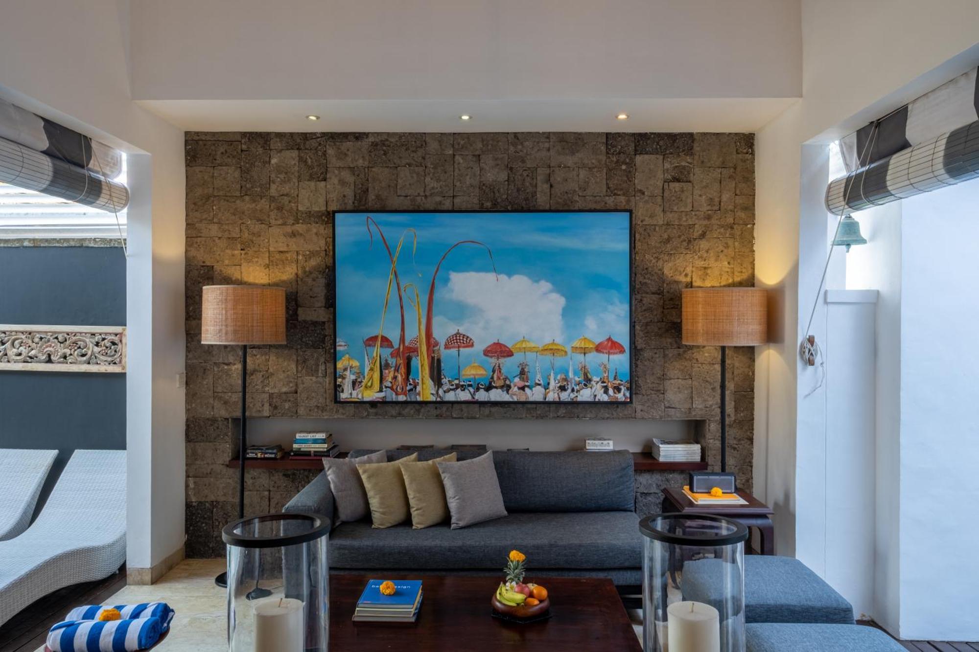 Mosan House - Unique Art-Filled Gem In Perfect Location A Short Walk From The Beach Or Seminyak Square Including Ac Office For Remote Working ภายนอก รูปภาพ