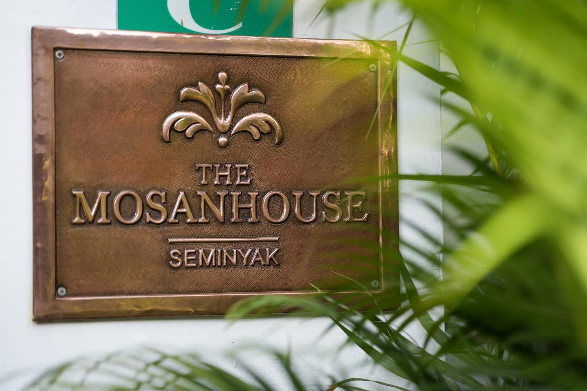 Mosan House - Unique Art-Filled Gem In Perfect Location A Short Walk From The Beach Or Seminyak Square Including Ac Office For Remote Working ภายนอก รูปภาพ