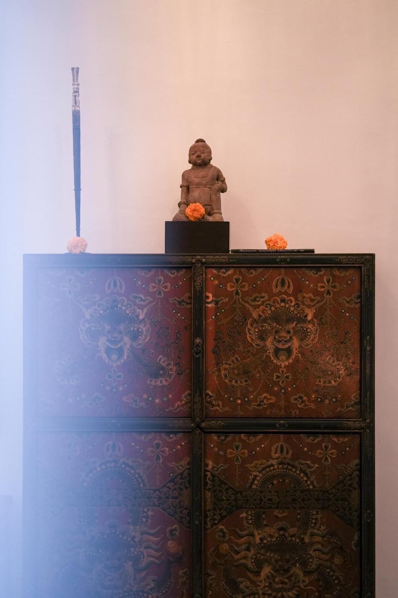 Mosan House - Unique Art-Filled Gem In Perfect Location A Short Walk From The Beach Or Seminyak Square Including Ac Office For Remote Working ภายนอก รูปภาพ