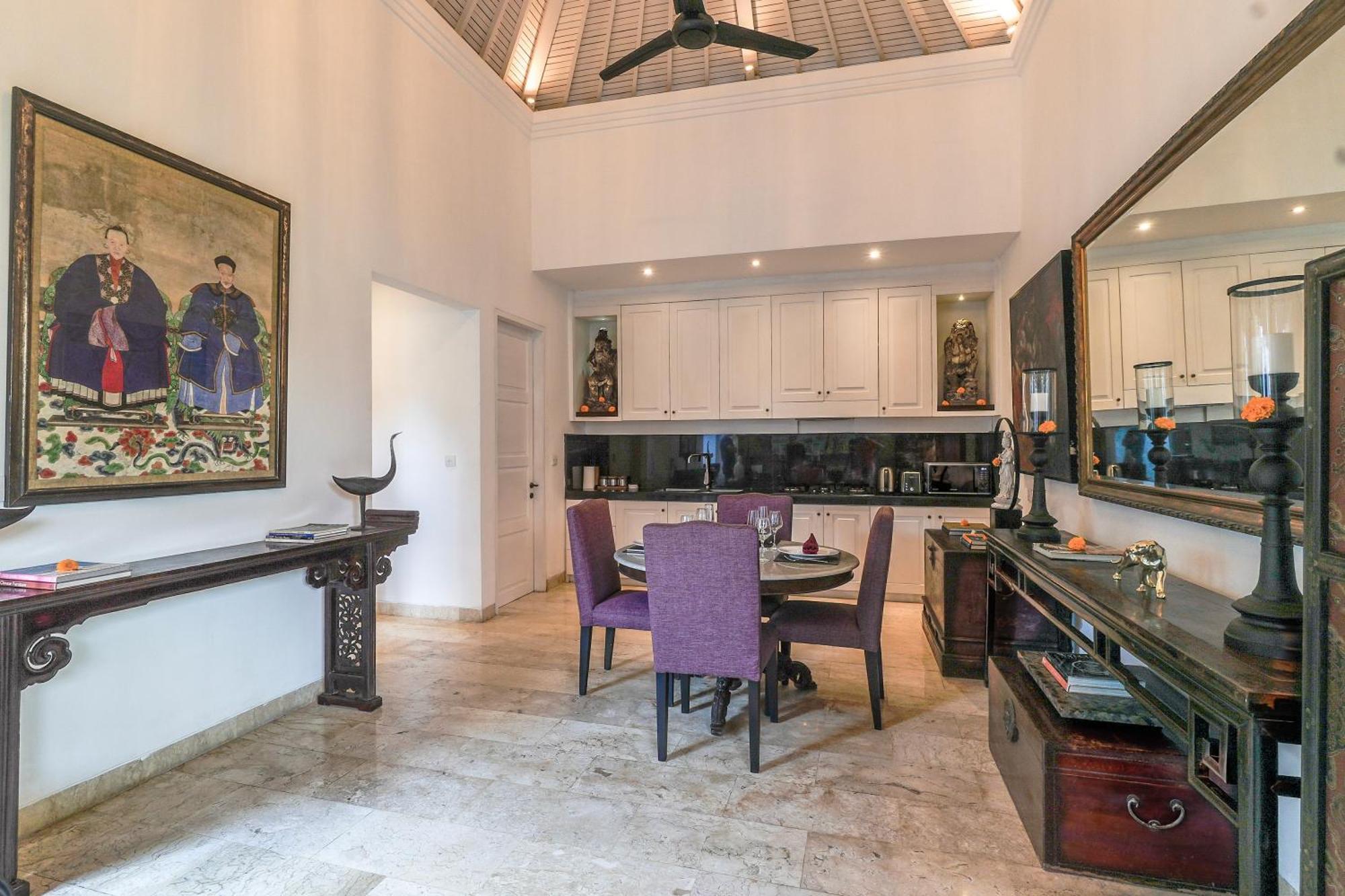 Mosan House - Unique Art-Filled Gem In Perfect Location A Short Walk From The Beach Or Seminyak Square Including Ac Office For Remote Working ภายนอก รูปภาพ
