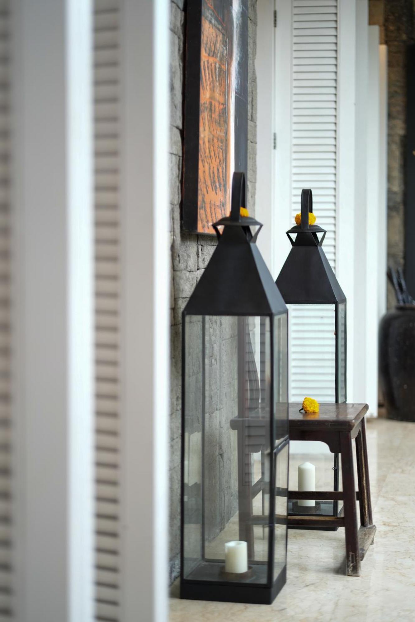 Mosan House - Unique Art-Filled Gem In Perfect Location A Short Walk From The Beach Or Seminyak Square Including Ac Office For Remote Working ภายนอก รูปภาพ